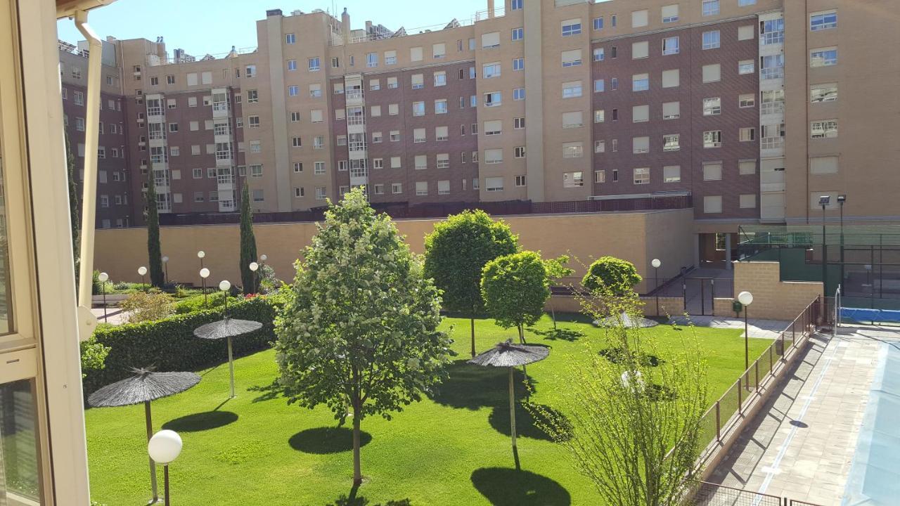 Madrid Las Tablas Apartments Exteriör bild